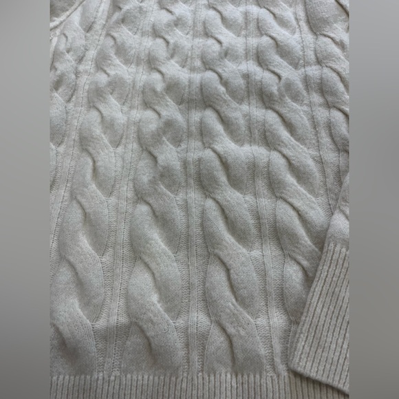 Aerie Cream Cable Knit Sweater - Picture 2 of 4